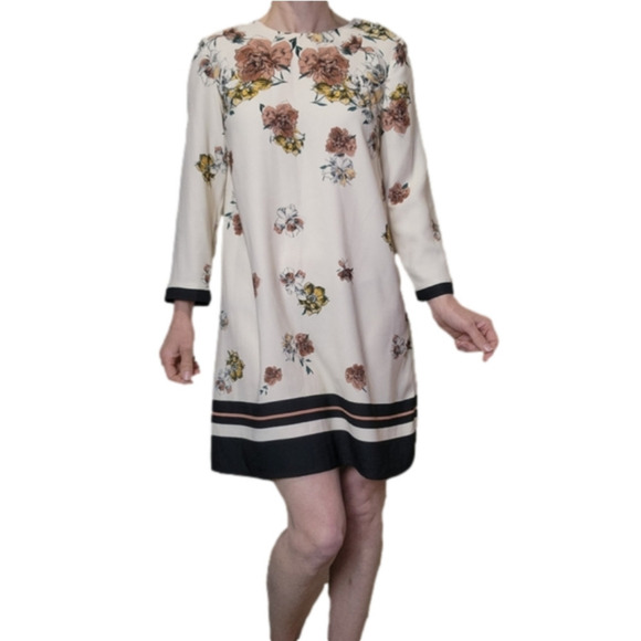 Zara Dresses & Skirts - Mini Dress Floral  Beige 3/4 Sleeves Scoop neck ZARA